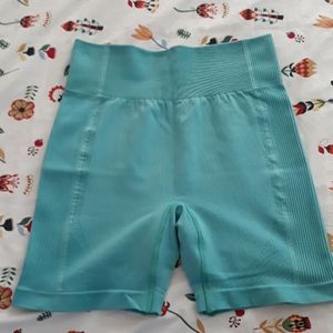 GYMSHARK  ULTRA  SEAMLESS  SHORTS